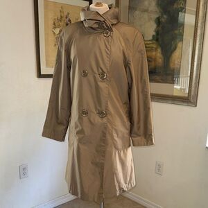 GALLERY Elegant Tan Ruffle Neck Women's Coat Size Small